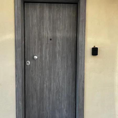 Elnef *