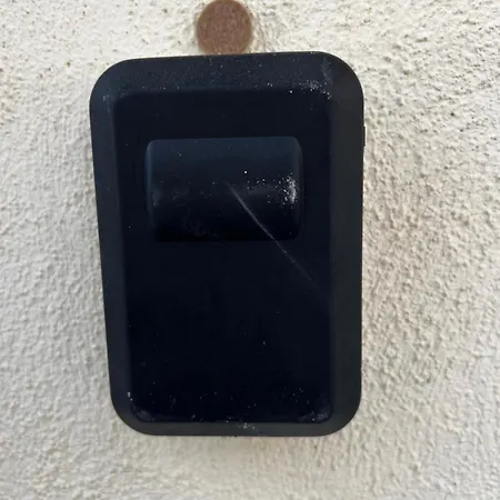 Elnef سالونيك